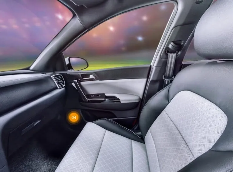 KIA Sportage: панорама салону 360 з підказками квесту